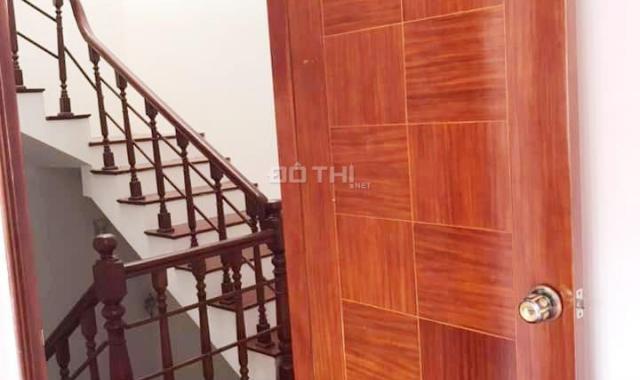 Cần bán nhà Yên Lạc, HBT, 55m2 3PN, nội thất đẹp, 5.8 tỷ