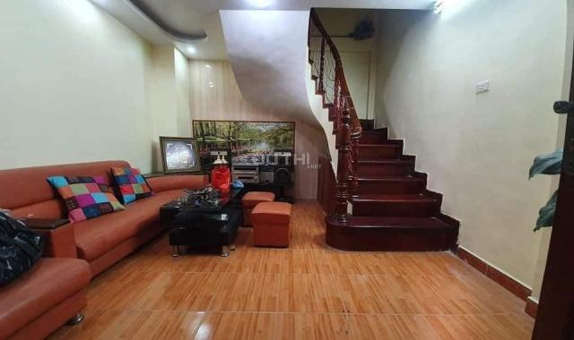 Chùa Quỳnh, ngõ thông, 2 thoáng, kinh doanh, 40m2, nhỉnh 3 tỷ