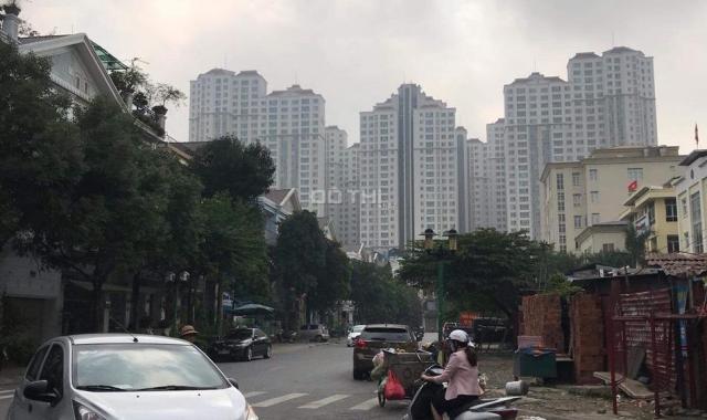 Bán gấp nhà khu đô thị Văn Quán, 5 tầng đẹp lung linh kinh doanh sầm uất có 7,5 tỷ