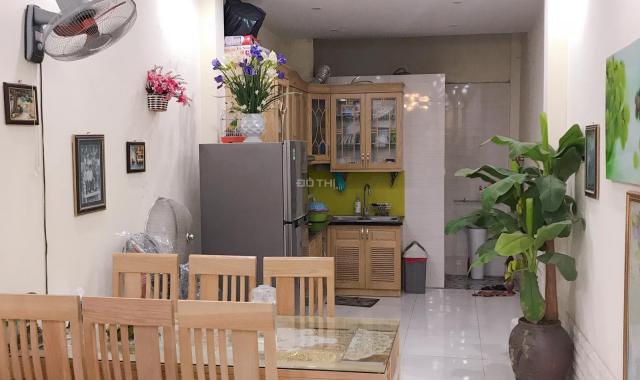 Bán gấp nhà đẹp khu Văn Chương, 30m2, 4T, ngõ to, kinh doanh, giá 2.3 tỷ