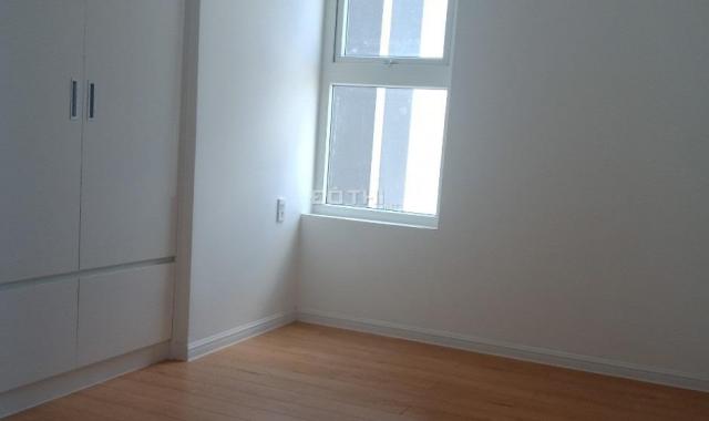 Cần cho thuê liền căn hộ có nội thất cơ bản tại Xigrandcourt Q10, 3PN giá rẻ