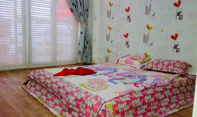 Bán nhà phố Đặng Tiến Đông, phân lô bàn cờ, 45m2, giá 3,99 tỷ, 0347282222