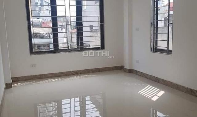 Bán nhà sổ đỏ chính chủ Tam Trinh, 33m2 x 4 tầng, giá 2,75 tỷ, Hoàng Mai, Hà Nội
