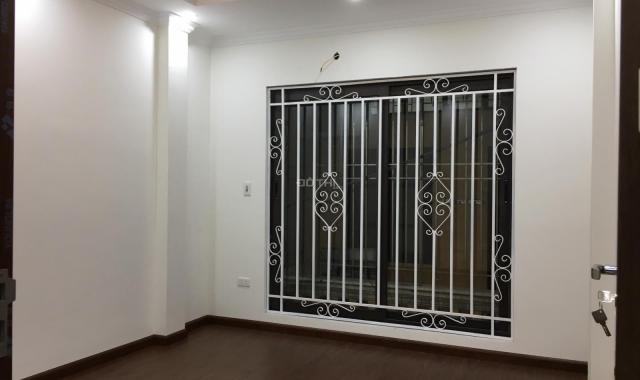 Bán nhà xây mới phố Tô Hiệu, Hà Đông (4T*40m2), nhà TK Châu Âu, mặt ngõ thông, ô tô đi qua, 3.8 tỷ