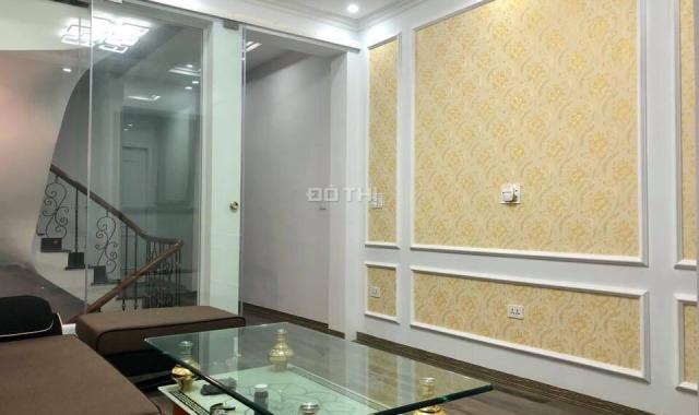 Bán nhà 4 tầng 1tum tại Tư Đình dt 51.4m2, rộng 3,5 m hướng TN, đường 5m, giá 5.29 tỷ