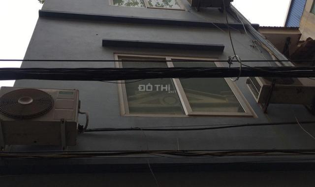 Cho thuê nhà ngõ tại Hoàng Quốc Việt, Cầu Giấy. DT: 50 m2 * 4 tầng, MT: 5m