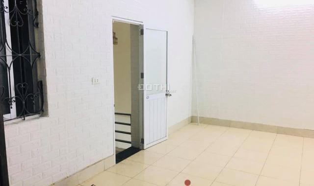 Tôi bán nhà Đại La, Hai Bà Trưng, 32m2, MT 5m, 1.98 tỷ