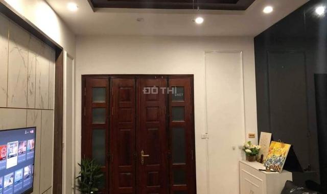 Hàng hiếm cuối năm, bán gấp nhà 5T phố Nguyễn Lân, S 36m2, giá sốc chỉ 3.29 tỷ, MT 3.5m
