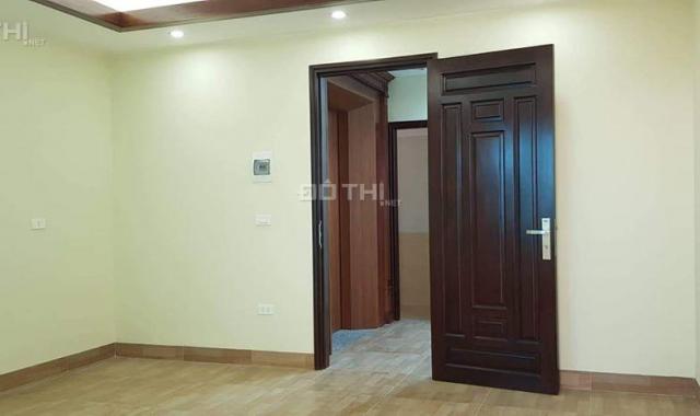 Phân lô Mạc Thái Tổ, kinh doanh đa dạng, ôtô tải tránh, vỉa hè, 60m2 x 7T thang máy