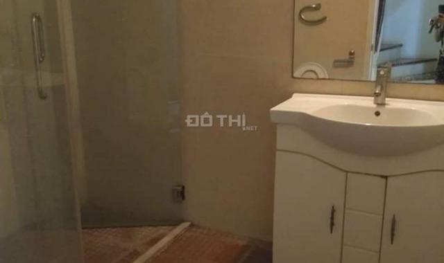 Nhà rẻ Lạc Long Quân, Tây Hồ, 34m2, 5 tầng, giá 2.55 tỷ (thương lượng)