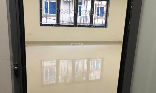 Cho thuê tòa nhà VP mới xây, chưa sử dụng phố Trung Yên, Trung Hòa, 100m2 * 6T, TM, LH, 0968120493