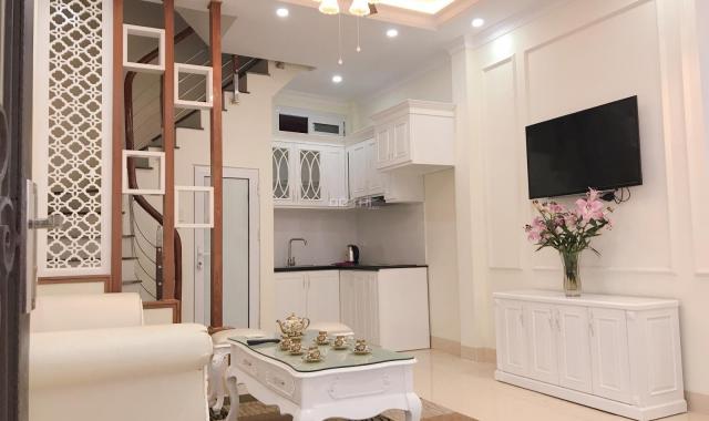 Bán nhà đẹp gần Ngã Tư Sở, 30m2, 5 tầng, SĐCC, giá 2.17 tỷ