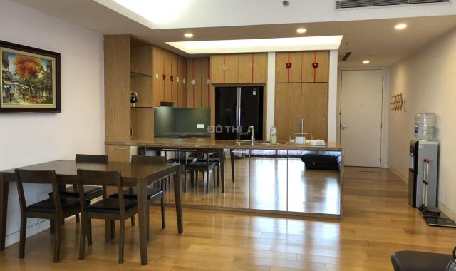 Bán căn 04 chung cư Indochina Cầu Giấy. Diện tích 110m2, giá 5,65 tỷ