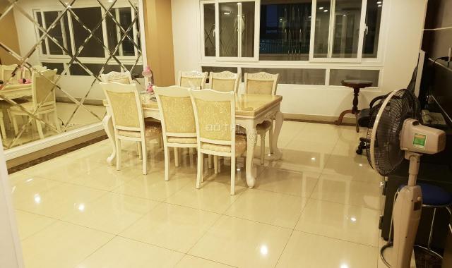 Cho thuê nhà biệt thự đường Lê Văn Sỹ, Phường 14, Quận 3, Hồ Chí Minh, DT 110m2 giá 110 tr/th