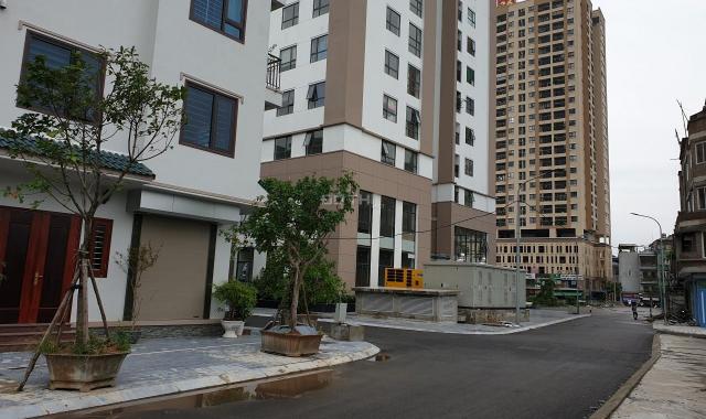 Bán căn hộ chung cư quận Hoàng Mai, 1,8 tỷ, nhận nhà ở ngay, view hồ Định Công