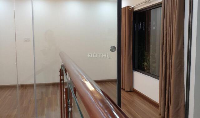 Nhà mới diện tích đất 30m2 x 5,5 tầng, tại ngõ 49 Đức Giang, Long Biên