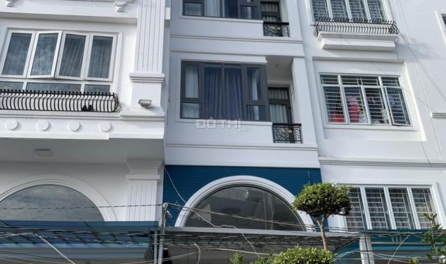 Bán nhà cho thuê căn hộ DV đường Nguyễn Khoái 6 tầng 51m2, giá 7,8 tỷ