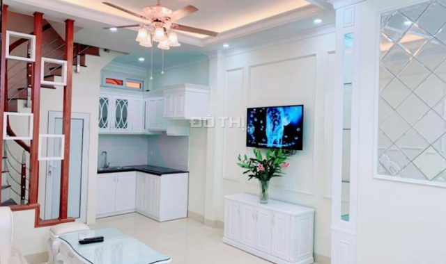 Bán nhà đẹp nội thất hiếm Khương Trung 28m2, 4 tầng, MT 6.3m, chỉ 2 tỷ 170tr