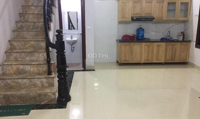 Cần bán nhà Đình Thôn, Mỹ Đình 40m2, 4 tầng, mặt tiền 4.5m, giá 4.05 tỷ