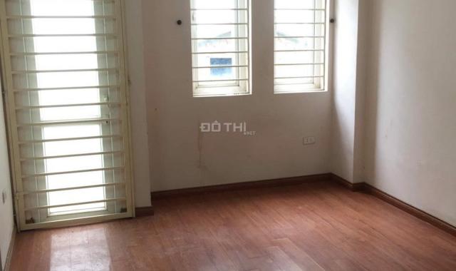 Rẻ nhất Võ Chí Công 31m2, 6 tầng, 2.52 tỷ. LH 0982157389