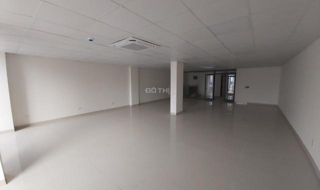 Cho thuê sàn văn phòng tại Khương Đình, sàn 150 m2 gồm 2 phòng làm việc