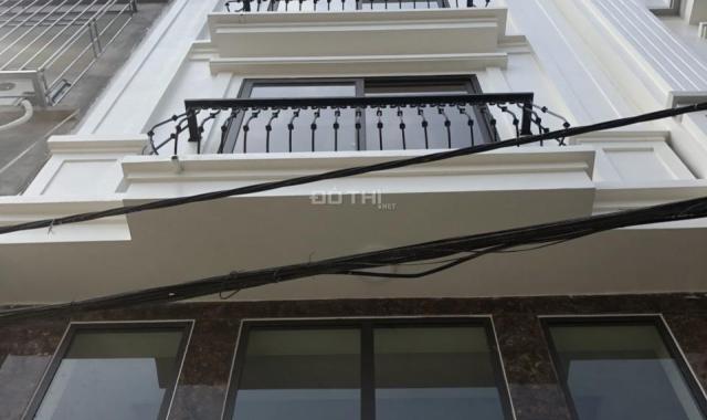 Nhà đẹp Ngọc Hồi, ô tô đỗ cửa, sổ vuông 43m2, 3.15 tỷ, 4.5T, 2PN, BX Nước Ngầm 1km, 0976771496