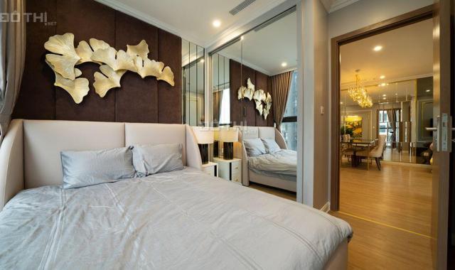 Bán căn hộ 88m2 Vinhomes Nguyễn Chí Thanh, tầng 12, 2PN, có sẵn nội thất, SĐCC, LH: 0904935985