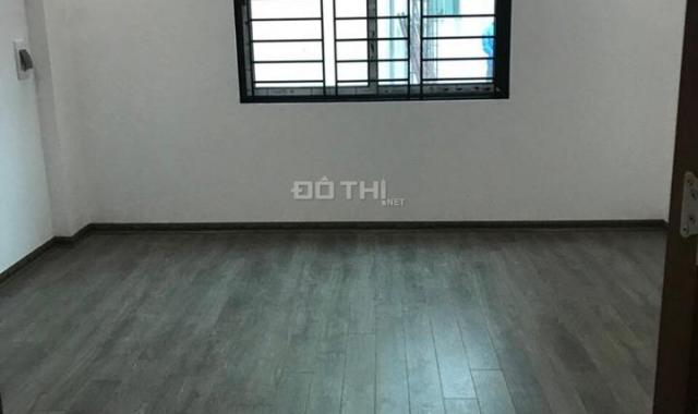 Bán nhà 4,5 tầng mới hoàn thiện Phúc Lợi, Long Biên, DT 30m2, giá tốt: 1,95 tỷ. Lh 0984.373.362