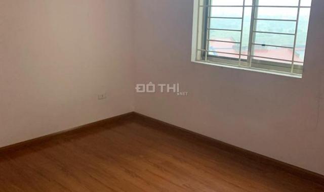 Bán căn hộ chung cư cực đẹp DT: 89m2, KĐT Việt Hưng, Long Biên, giá: 1.52 tỷ. LH: 0971902576