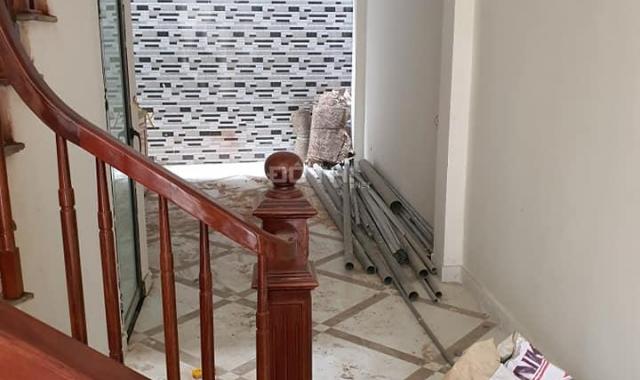 Bán nhà chính chủ ngõ 21, Tựu Liệt giáp Linh Đàm, gần bến xe Nước Ngầm, 45m2 x 4 tầng giá 2.35 tỷ