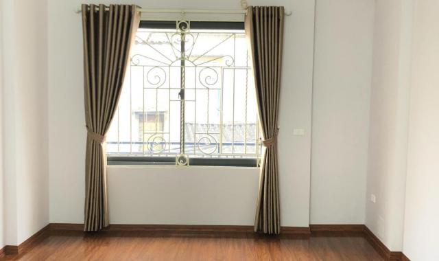 Bán nhà PL Đầm Trấu, 46m2 x 5T có vỉa hè, ở và KD, làm VP tốt, ô tô vào nhà, giá 8 tỷ