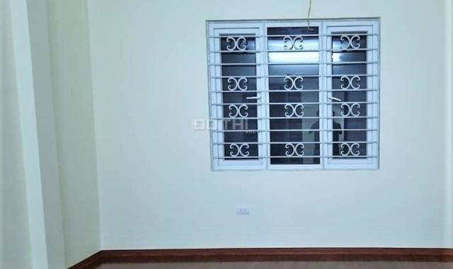 Nhà đẹp Giáp Bát, Giải Phóng 45m2x5T, 2 thoáng, gần bãi ô tô, kinh doanh, SH quay đầu, chỉ hơn 4 tỷ