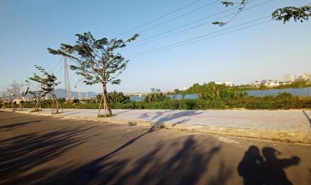Bán đất quận Ngũ Hành Sơn, gần lô góc 2 mặt tiền thông thoáng
