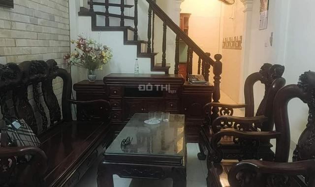 Nhà mặt ngõ Thịnh Quang 40m2, 4T nhà đẹp, ô tô 4.3 tỷ LH: 0343593131