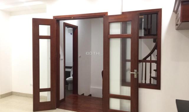 Bán nhà PL ngõ phố Trần Vỹ, Cầu Giấy 40m2, 5 tầng mới, ô tô 4 chỗ vào nhà, giá 6.3 tỷ