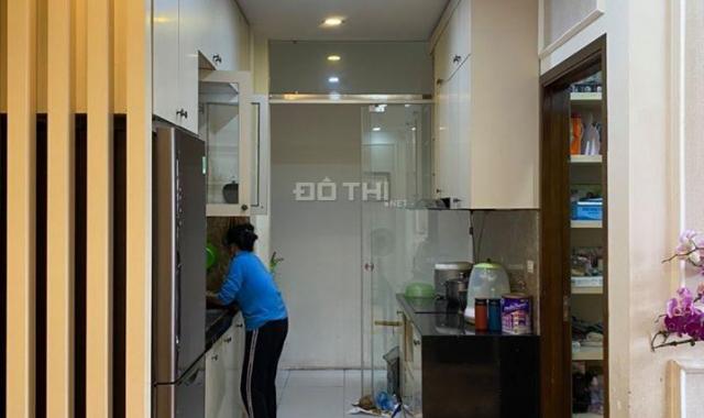 Cho thuê CHCC Golden West, 100m2, giá rất rẻ 15.5 tr/tháng