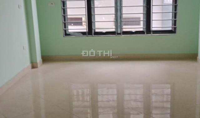 Cực phẩm nhà 5 tầng vô địch về giá tại Yên Ngưu, Tam Hiệp, Thanh Trì. LH: 0974509368