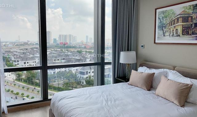 Cần bán căn hộ tháp Landmark 81, đường Nguyễn Hữu Cảnh, quận Bình Thạnh, lầu 6, 144m2, 4 phòng ngủ