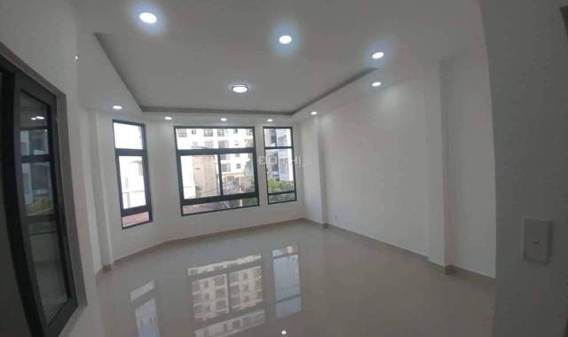 Cho thuê nhà mới mặt tiền 176A Phan Xích Long, Quận Phú Nhuận