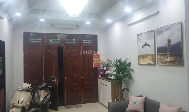 Bán nhà đẹp thoáng ô tô 4 chỗ đỗ cửa Minh Khai, DT 35m2 x 5 tầng giá nhỉnh 4 tỷ