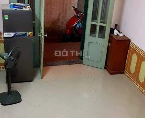 Nhà đẹp 2 tỷ 400 triệu, Hai Bà Trưng, DT 40m2. LH: 098.724.0775