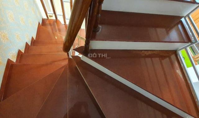 Bán gần nhà Thượng Đình, Q. Thanh Xuân, đối diện Royal City, 35 m2 x 5T, lô góc, tin chuẩn 100%