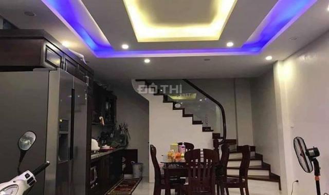 Bán nhà phố Trung Hòa, 45m2, MT 4.5m, 5 tầng, 3.7 tỷ