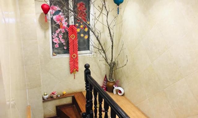 Bán nhà phố Hồng Mai, ngõ thông, kinh doanh, ô tô đỗ cửa, nội thất đẹp