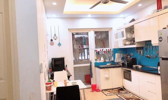 Chính chủ bán căn hộ căn góc tầng 23 tòa HH1 Linh Đàm 2PN, 2WC đủ nội thất giá 950 triệu