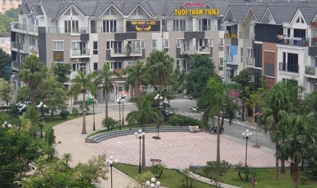 Do nhu cầu chuyển căn to tôi bán lại căn 65m2, 2PN, ở A10 Nam Trung Yên