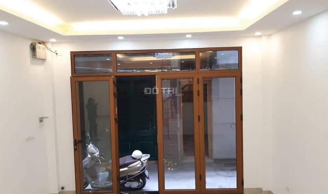 Bán nhà Nhuệ Giang, 42m2, 4 tầng, 4m mặt tiền, nhà mới nội thất đẹp, ngõ ô tô tránh, giá 5.29 tỷ