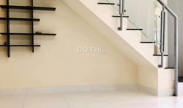 Nhà Trường Sa, Quận 3, nhỏ tiền, view thoáng, 3 tầng, 3PN, hẻm 3 mét