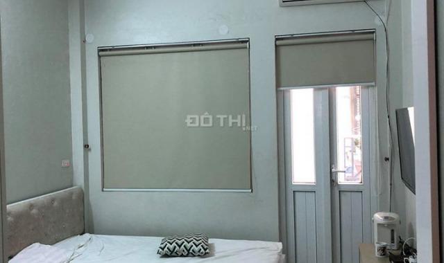 Cần bán nhà gấp 2 mặt thoáng trước sau phố Nguyễn Đình Thi, Tây Hồ. DT 45m2 x 5T cách Tây Hồ 20m