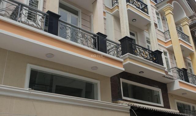 Cần bán gấp nhà phố cao cấp Nguyễn Văn Lượng, Hồ Chí Minh